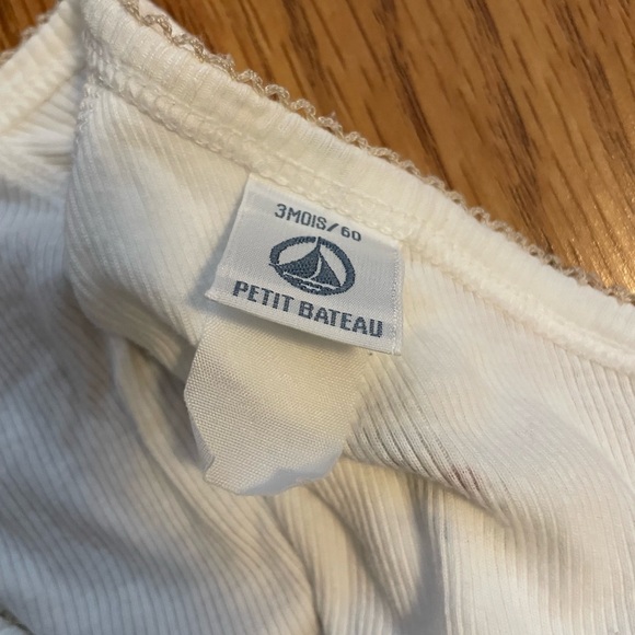 Petit Bateau Onesie - Picture 3 of 3